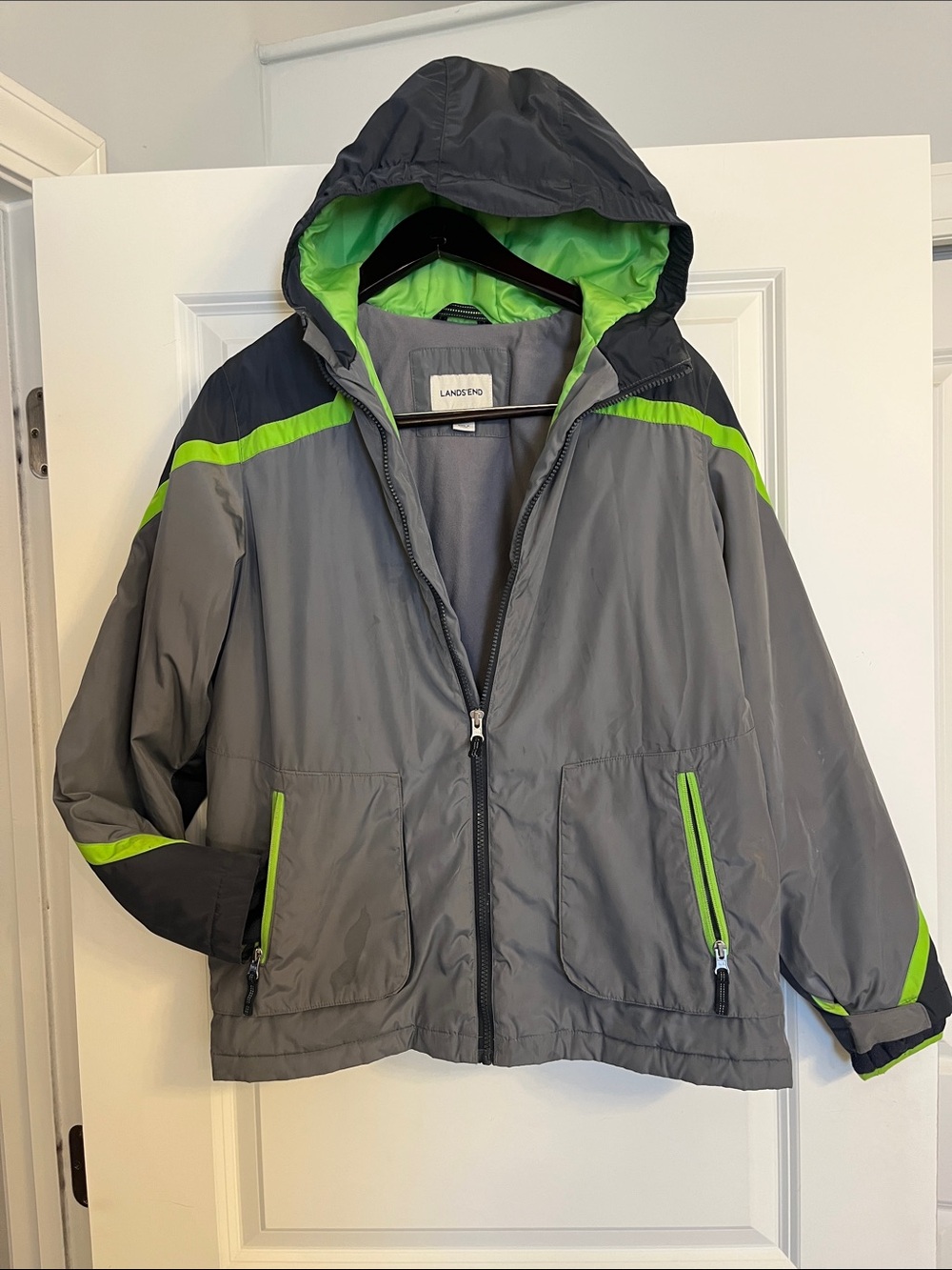 Boys size 14 to 16 lands and winter jacket